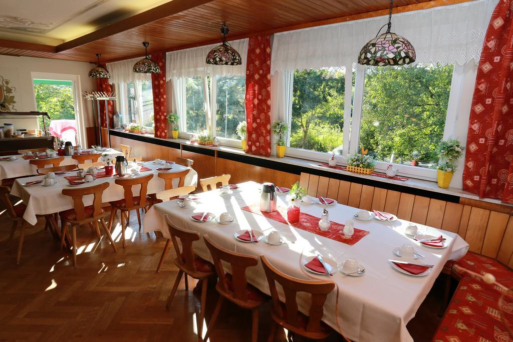 Landgasthof Germania Guest House Рюдесхайм ам Рейн Екстериор снимка